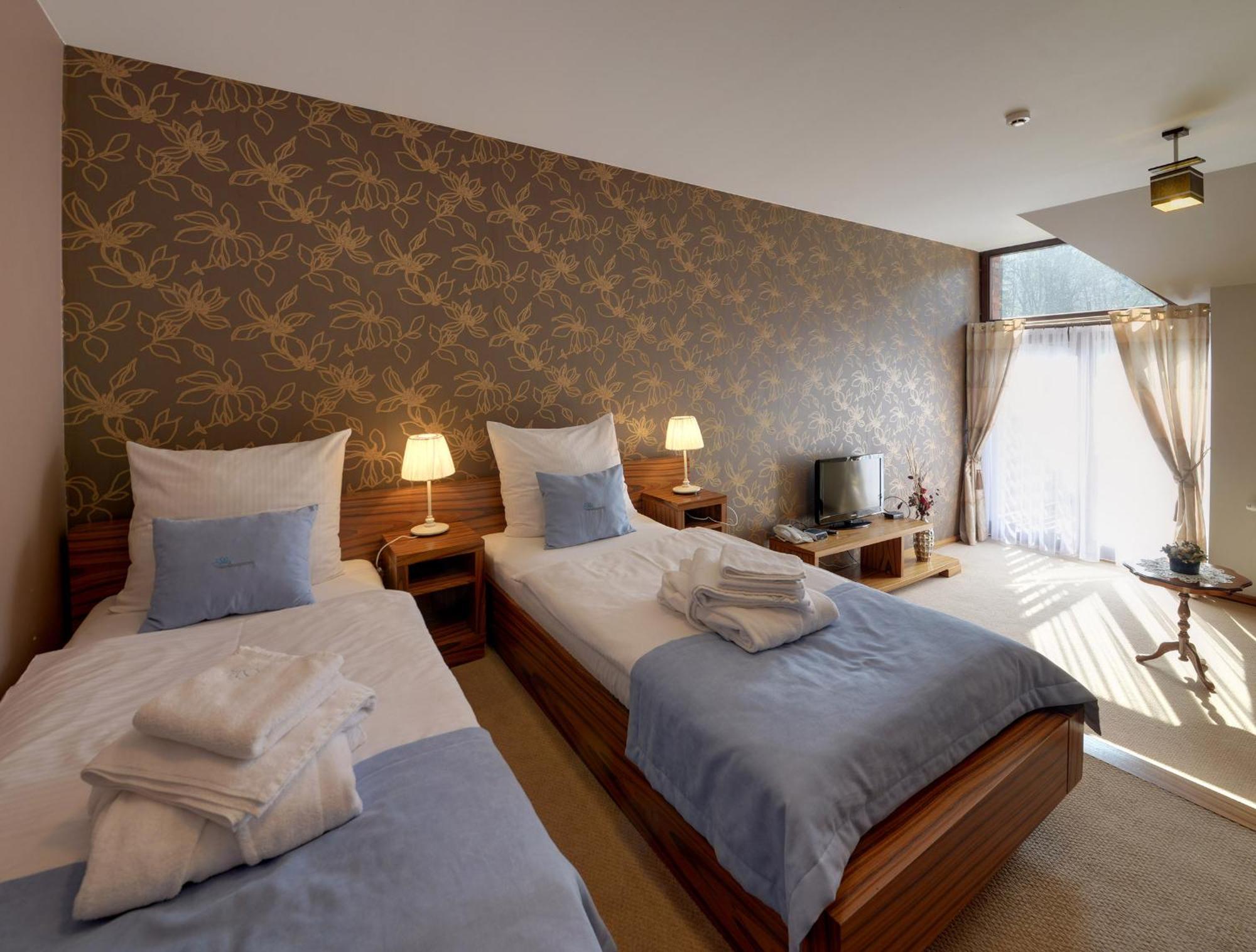 Rezydencja Nad Wodospadem Spa&Wellness Kolo Szklarskiej Poreby Przesieka Habitación foto